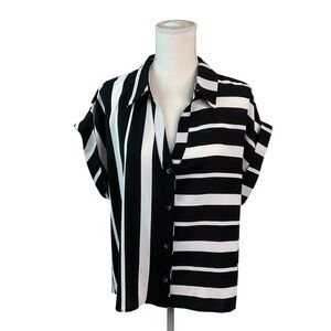 Black & White Striped Button-Front Women’s Top